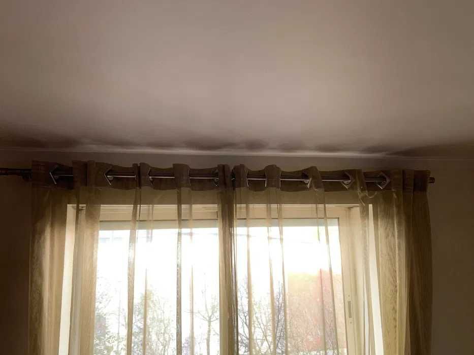 Candeeiro de pé alto