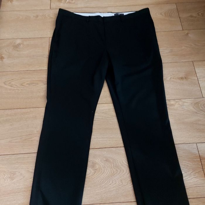 Spodnie męskie młodzieżowe eleganckie H&M 56