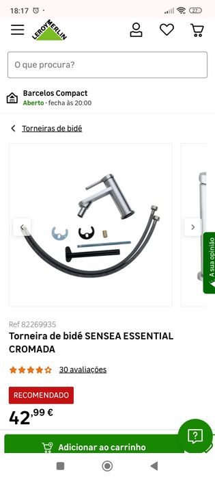 Bidé com torneira e acessórios