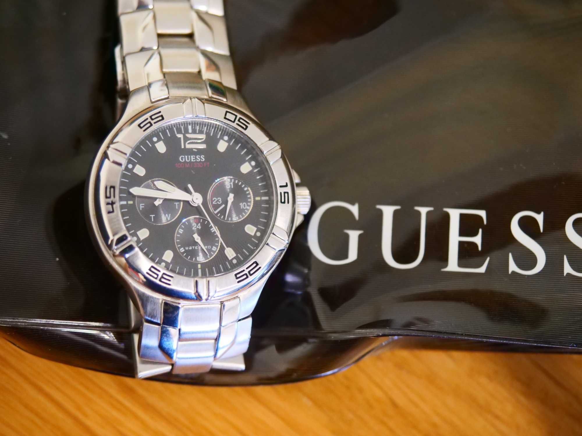 Relógio Guess semi-novo