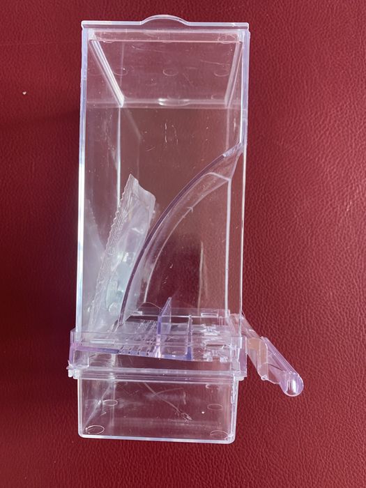 Comedouro de pássaro sem sujar