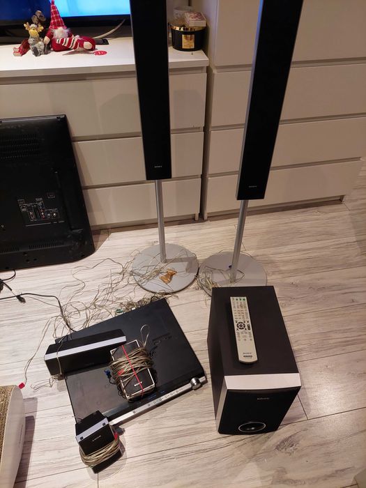 Kino domowe Sony DAV-DZ530