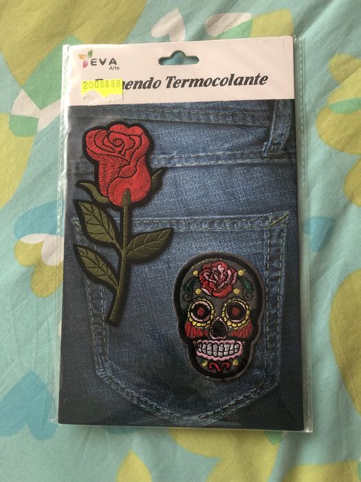 Remendo termocolante-flor e caveira