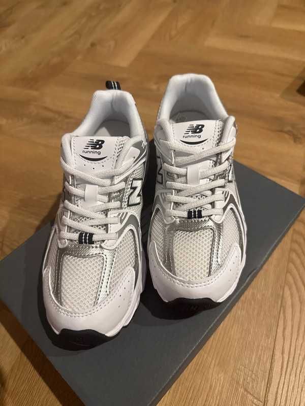 Srebrny*Prezent Damskie New Balance530 UnisexTrampki roz. 38