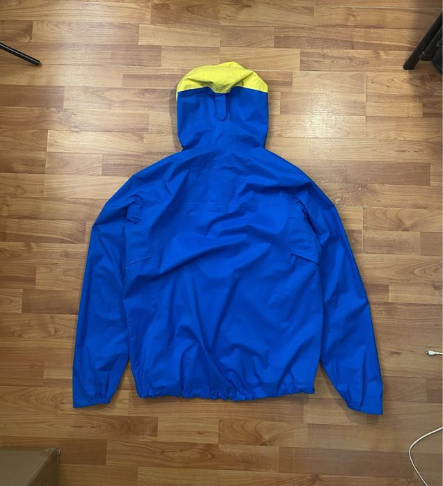 (М) UKR Ветровка весенняя курточка на мембране HELLY HANSEN куртка hh