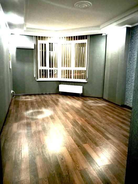 Офіси біля М Позняки 5 хв, видовий жилий комплекс, біля ТРЦ