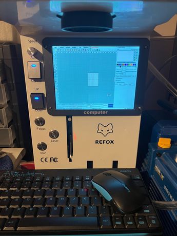 Maszyna dla grawerowania laserowego Refox