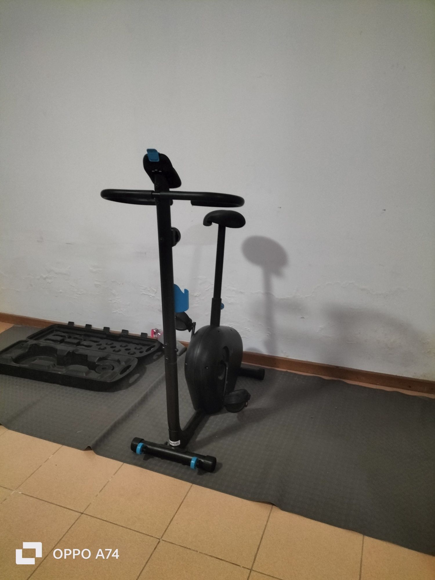 Vendo máquina homegymn + bicicleta