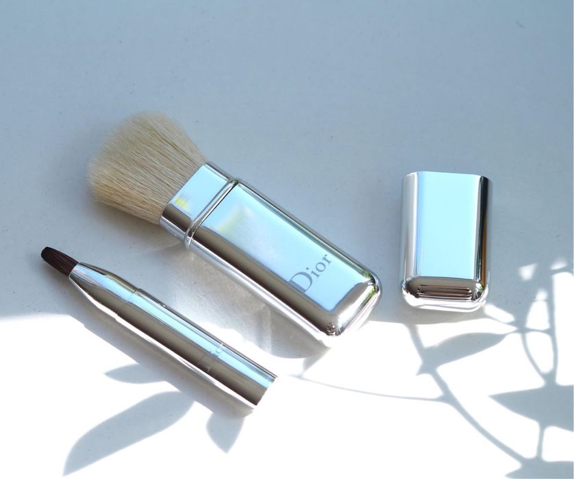 Вінтажний набір пензлів Dior, срібний футляр