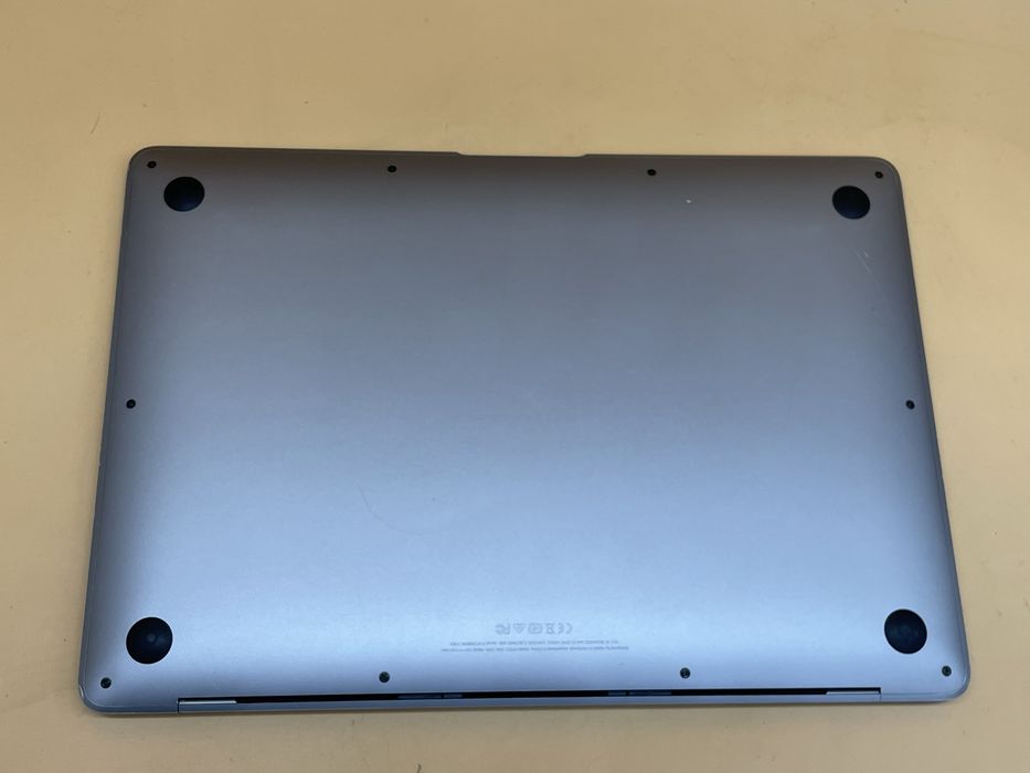 Macbook air 2019 256 ssd i5