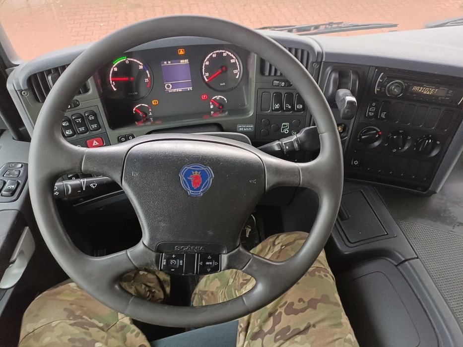 Scania p 320 pomoc drogowa laweta 3 osie 2009rok