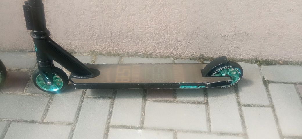 Самокат трюковой и  обычный складной всё по 500