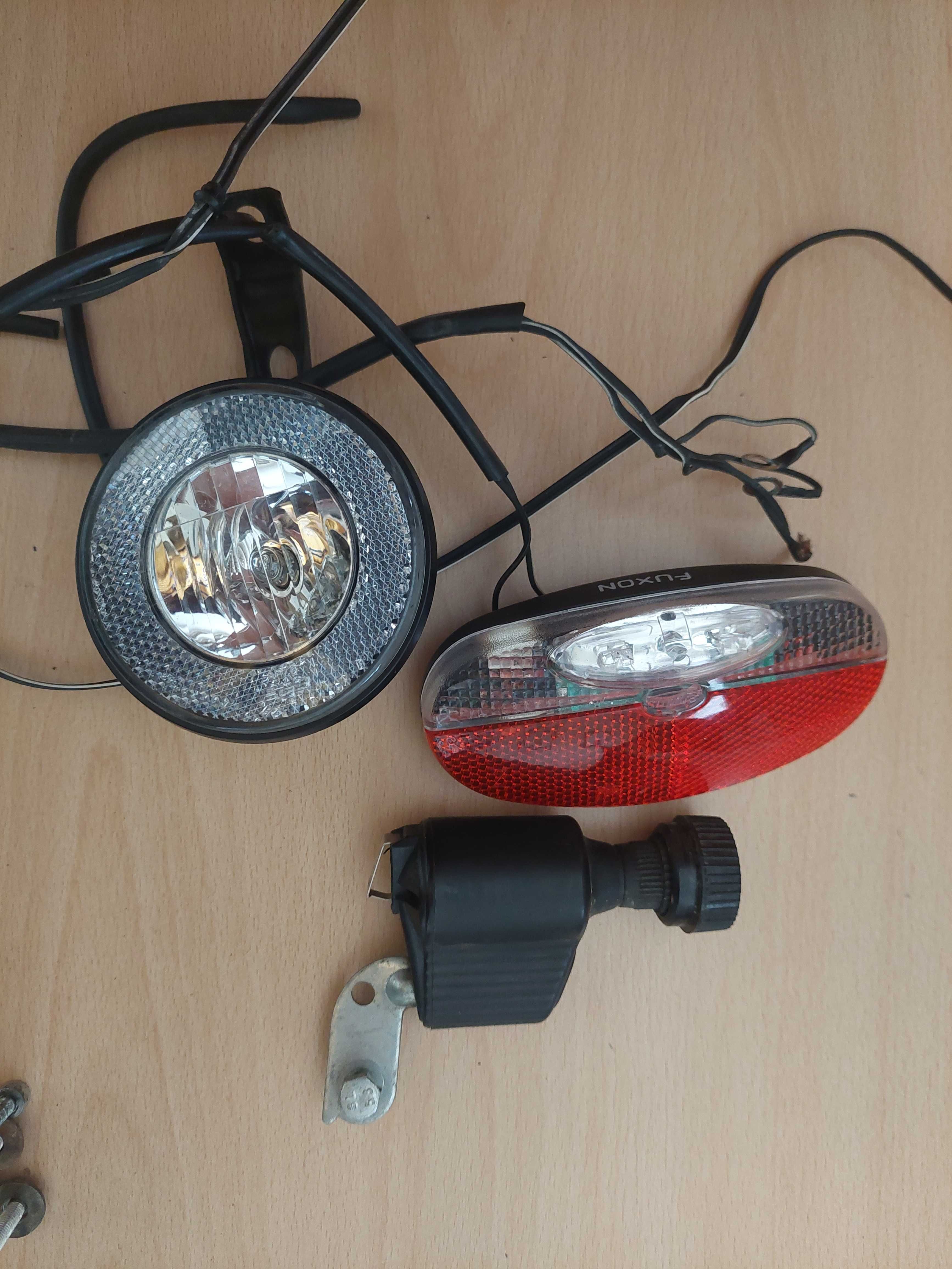 Zestaw oświetlenie dynamo lampki przód i tył Halogen komplet SPRAWNE