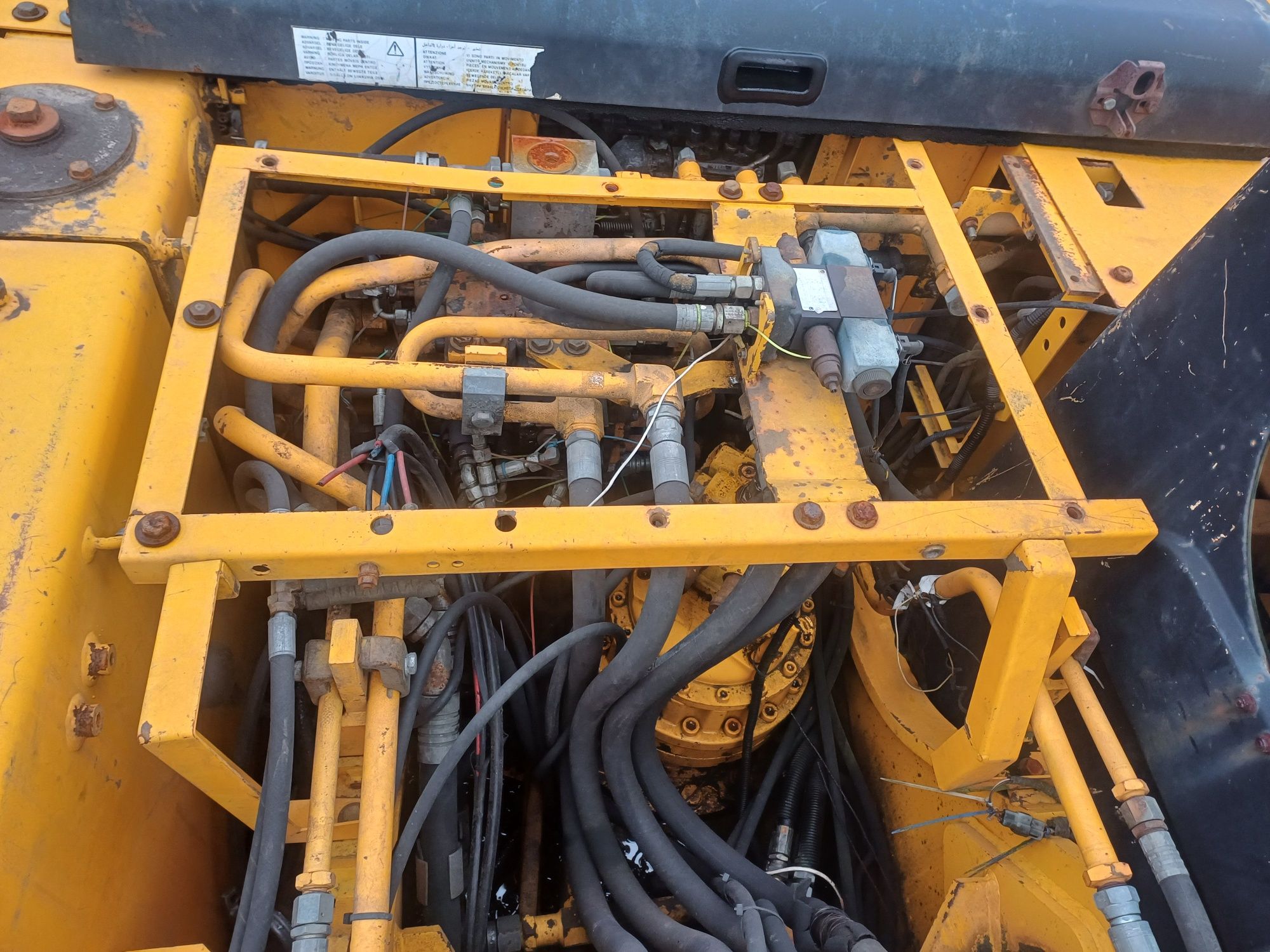 Koparka kołowa jcb JS 160 W