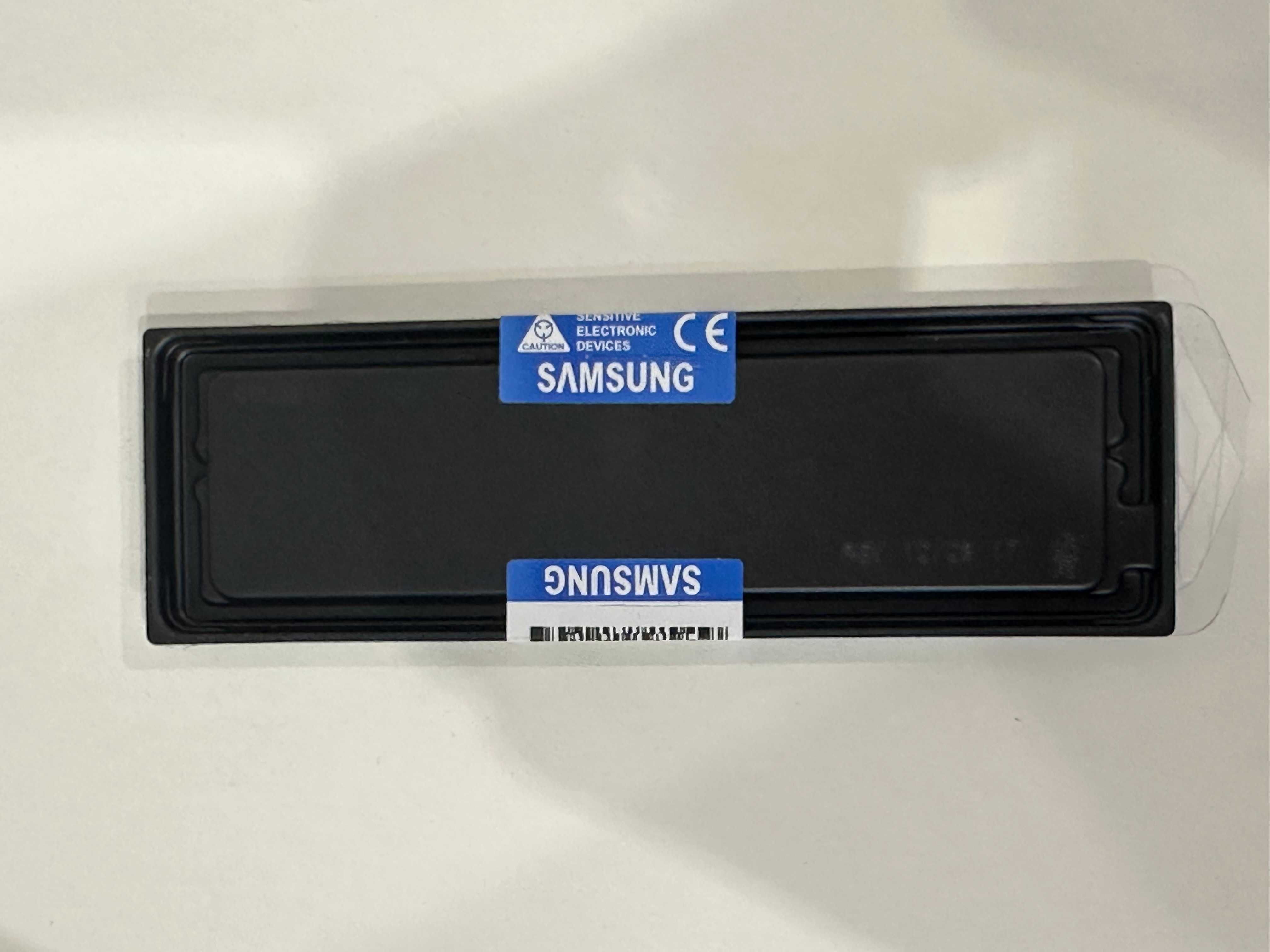 Оперативна пам`ять Samsung DDR3 8Gb 1600MHz PC3-12800U НОВА! Гарантія