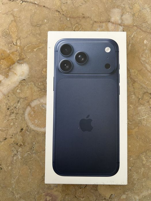 17 pro max 256gb azul