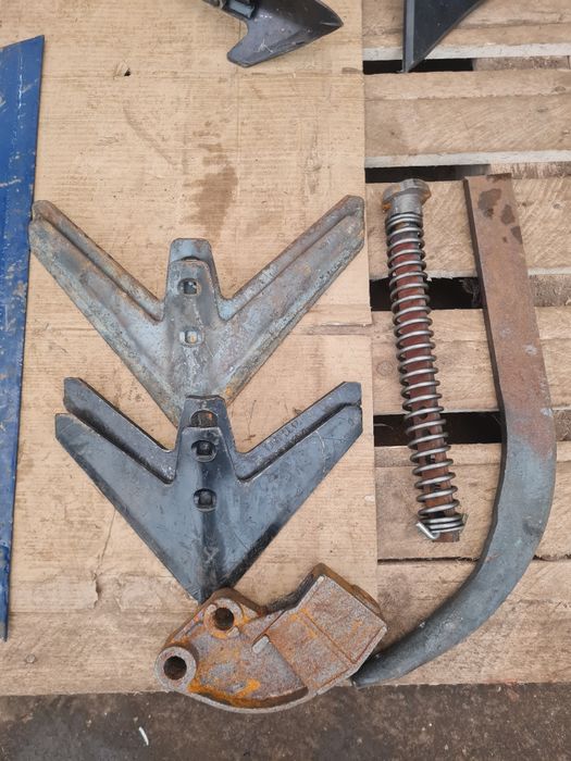 Стойка КПС (47-62см) ,лапы культиватора КПС 270мм, 330мм с наплавкой