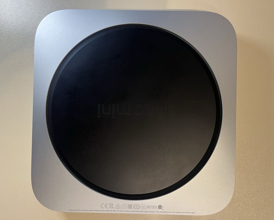 *помаранчеве миготіння* mac mini a2348 (2020) m1 8/256