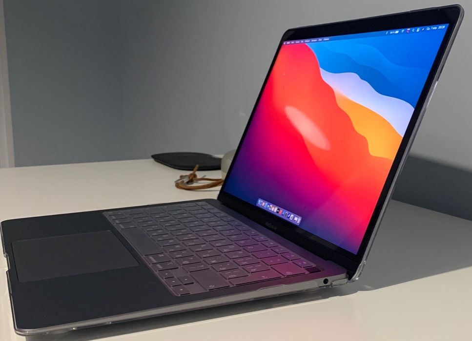 Чехол / Пленка на экран и клавиатуру / MacBook Air 13 - Intel / M1