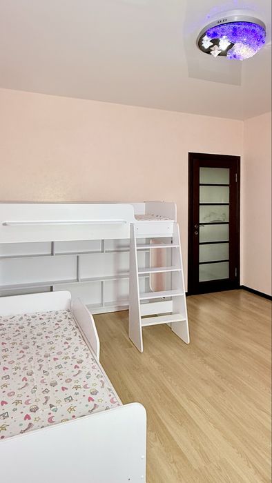 Продаж 2-ної квартири Виставка