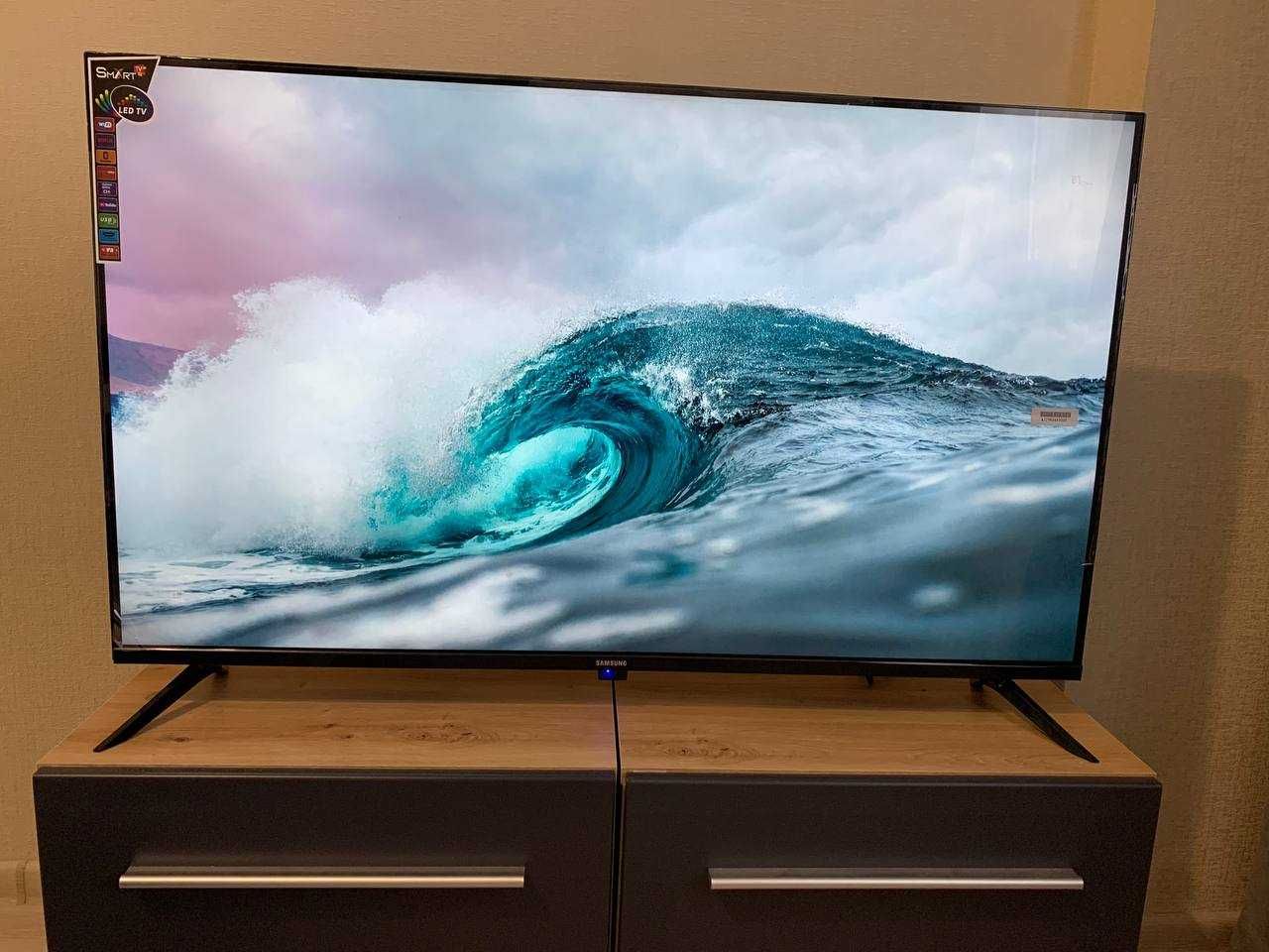 Телевізор Самсунг45 4K Smart TV Андроід 13.0 кронштейн на с