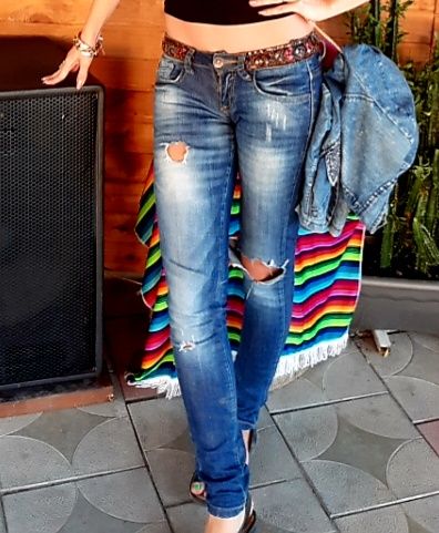 Продам фирменные модные джинсы рванки Zara Terranova