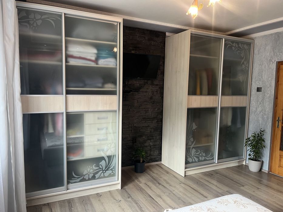 Житловий будинок з мансардою