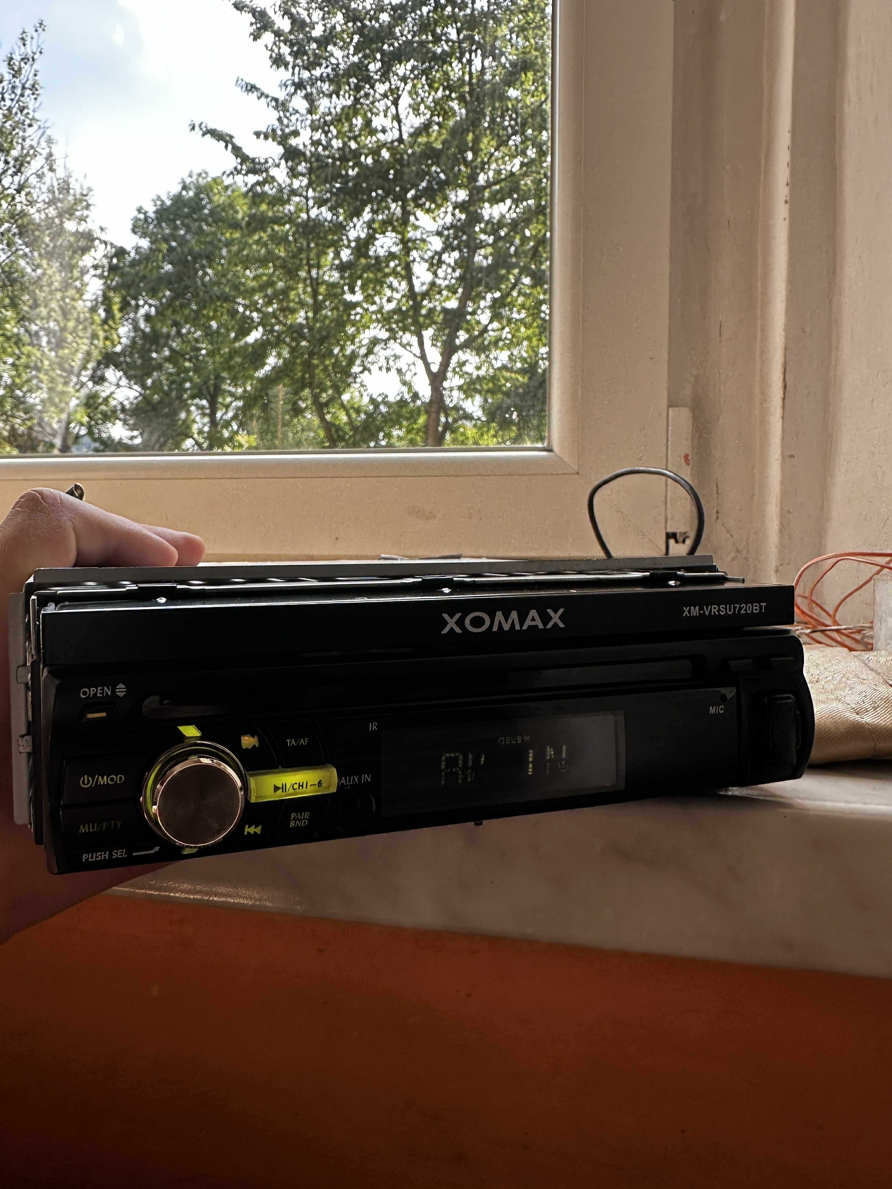 Radio 1 Din Ekran Winda XOMAX XM-VRSU720BT 4X60W USB SD Bluetooth