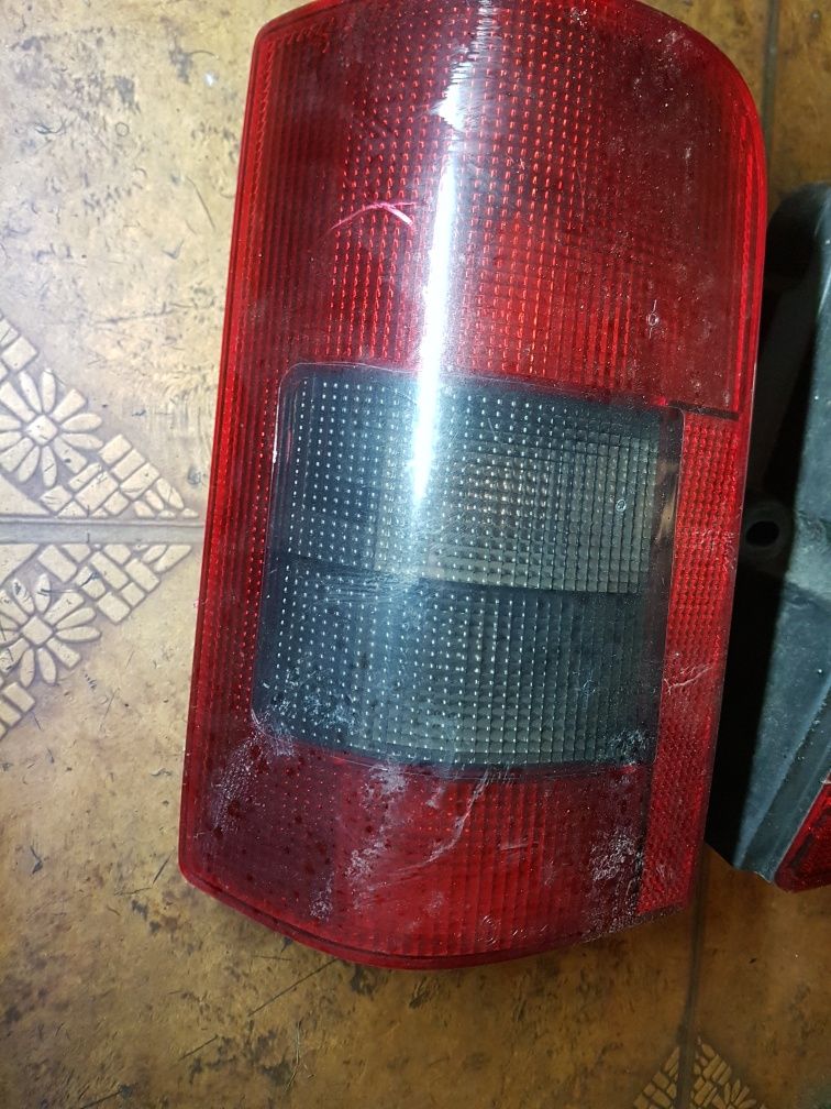 Lampa lampy tył  lewa Citroen Berlingo I