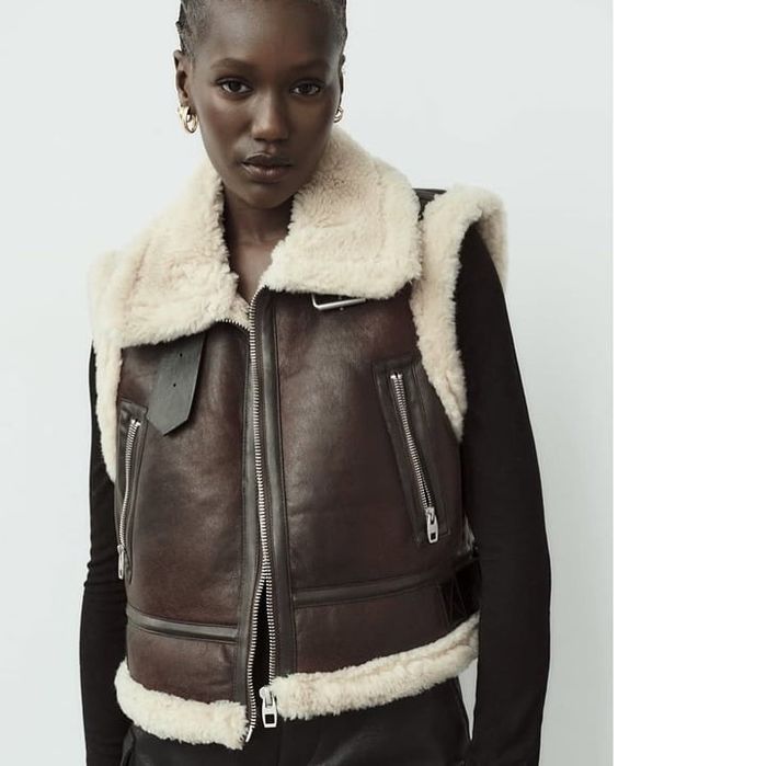 Жіночий жилет ZARA. Жилетка жіноча ZARA