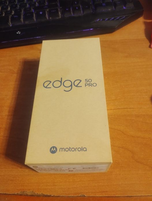 Smartfon Motorola Edge 50 Pro 12/512GB Lawendowy