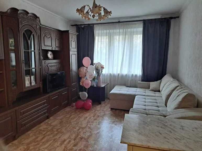 Продаж 3-к квартири вул. Реміснича