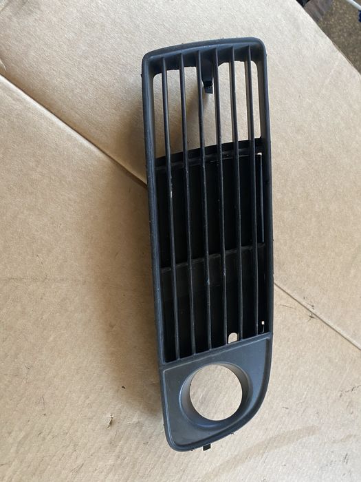 Audi a6c5 a6 c5 kratka zderzaka przod