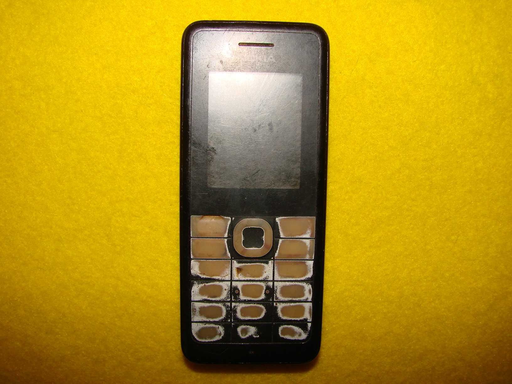Мобильный телефон кнопочный Nokia 107, на запчасти