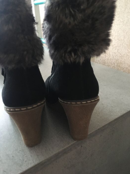 Зимове взуття натуральний замш