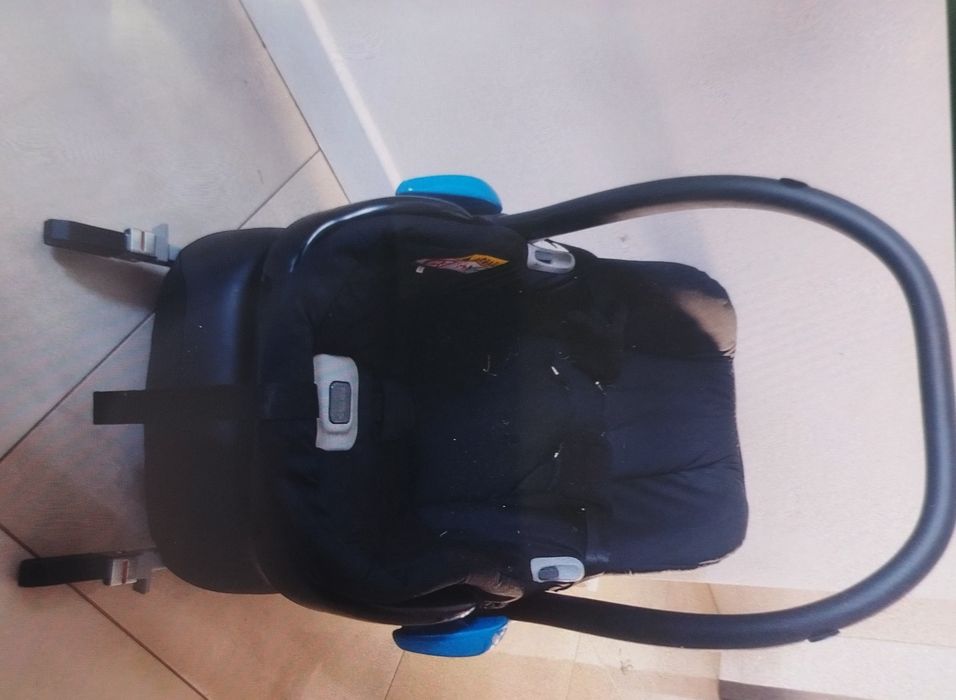 Fotelik nosidło Adamex z baza ISOFIX jak nowe