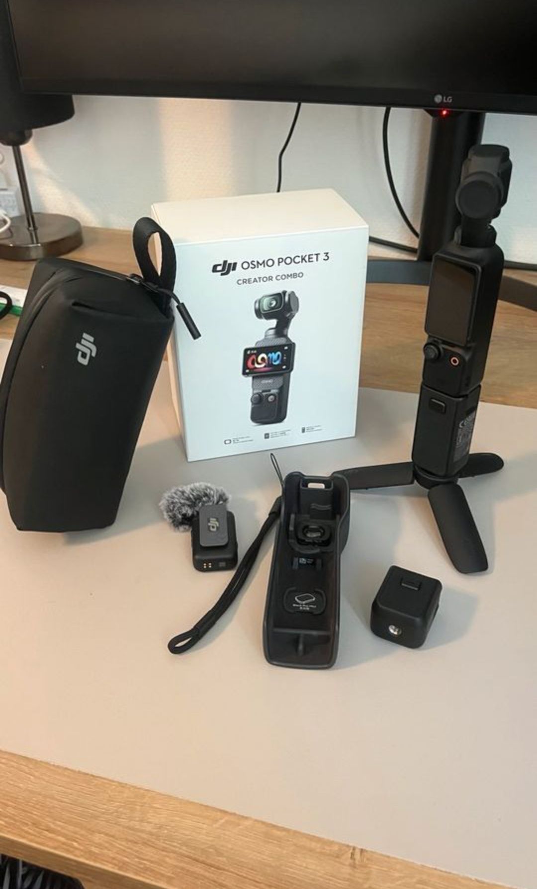 DJI Osmo Pocket 3 Creator Combo