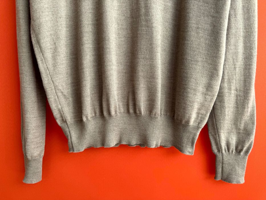 VNECK Italy чоловічий вовняний шерстяний світер светр кофта розмір L