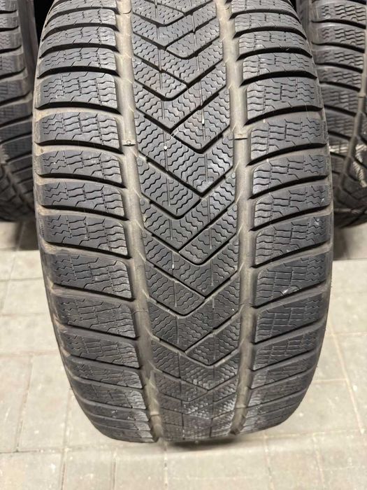 Opony zimowe Pirelli SottoZero 3 (245/40 + 275/35 R19) Runflat