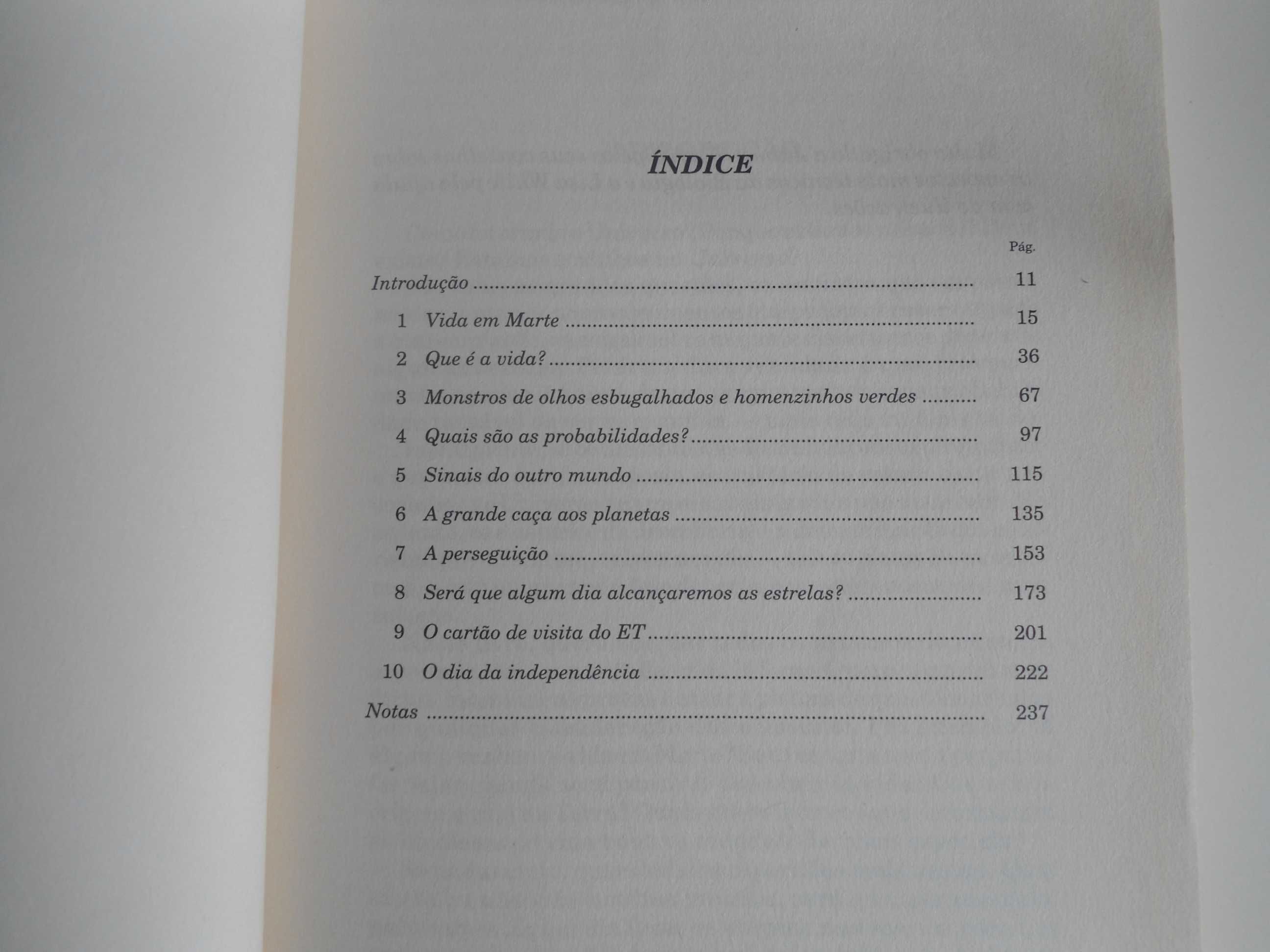 À Procura de Vida No Universo por Michael white