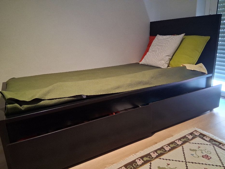 Cama MALM IKEA solteiro