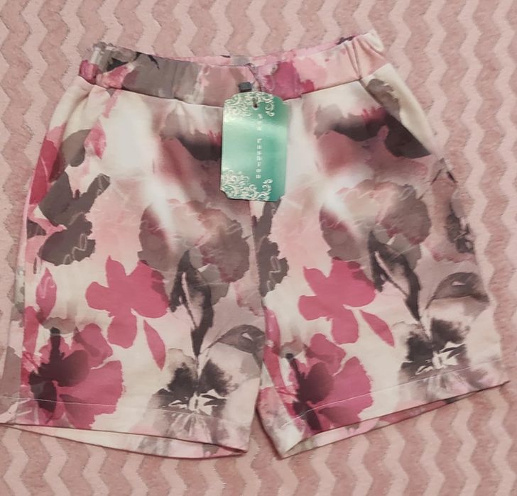 Шорти для дівчинки