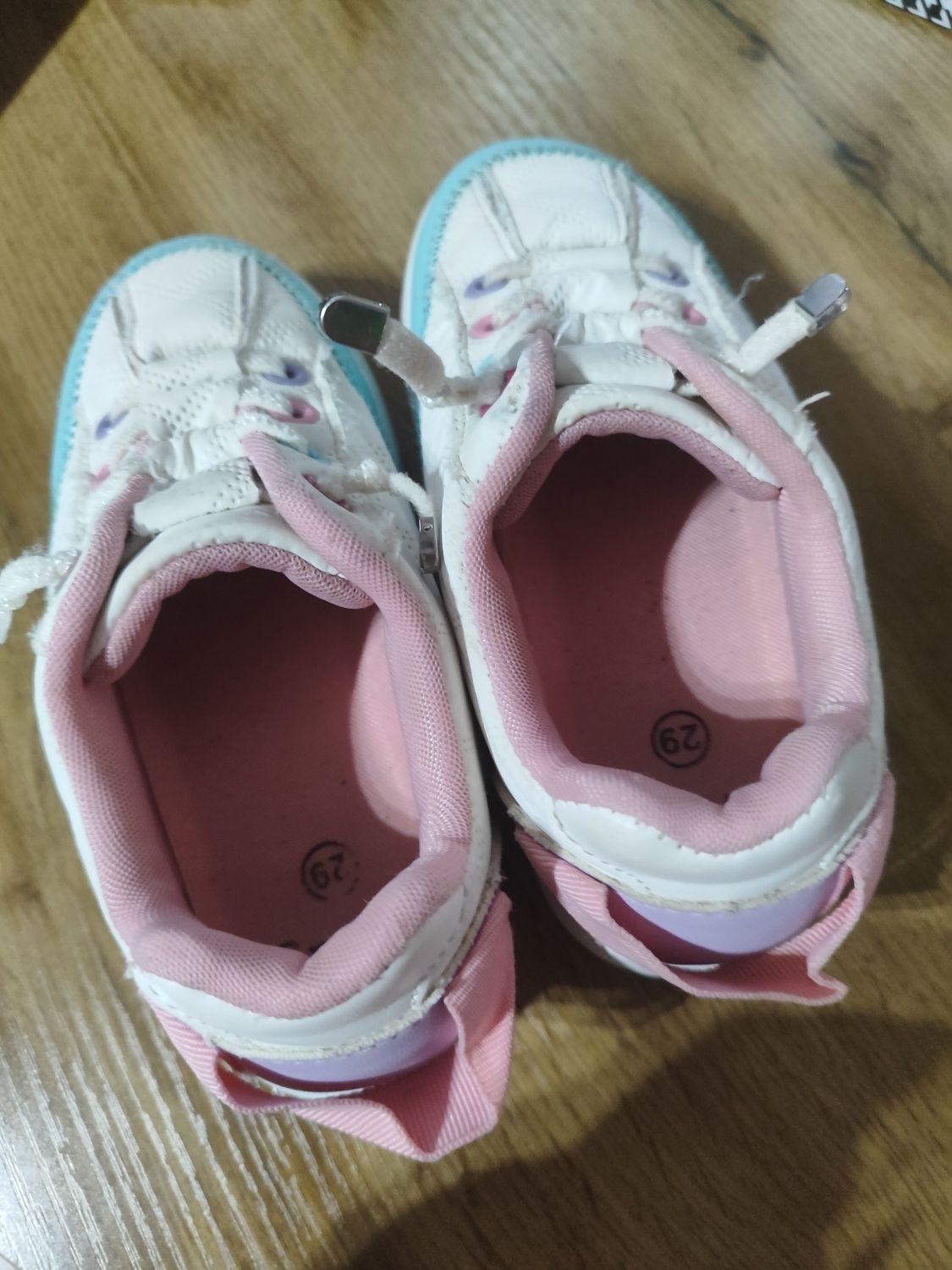 Buty dziecięce Sinsay 29