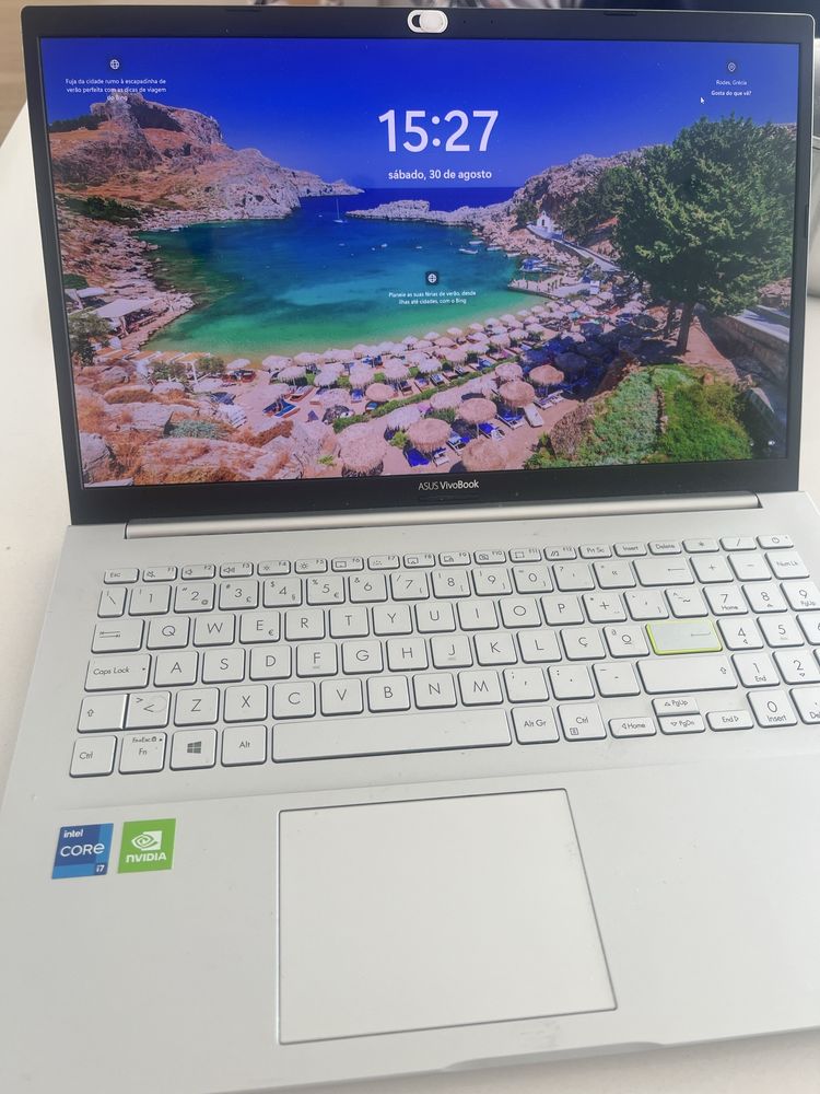 ASUS VivoBook 15 – i7 / 16gb / nvidia mx350