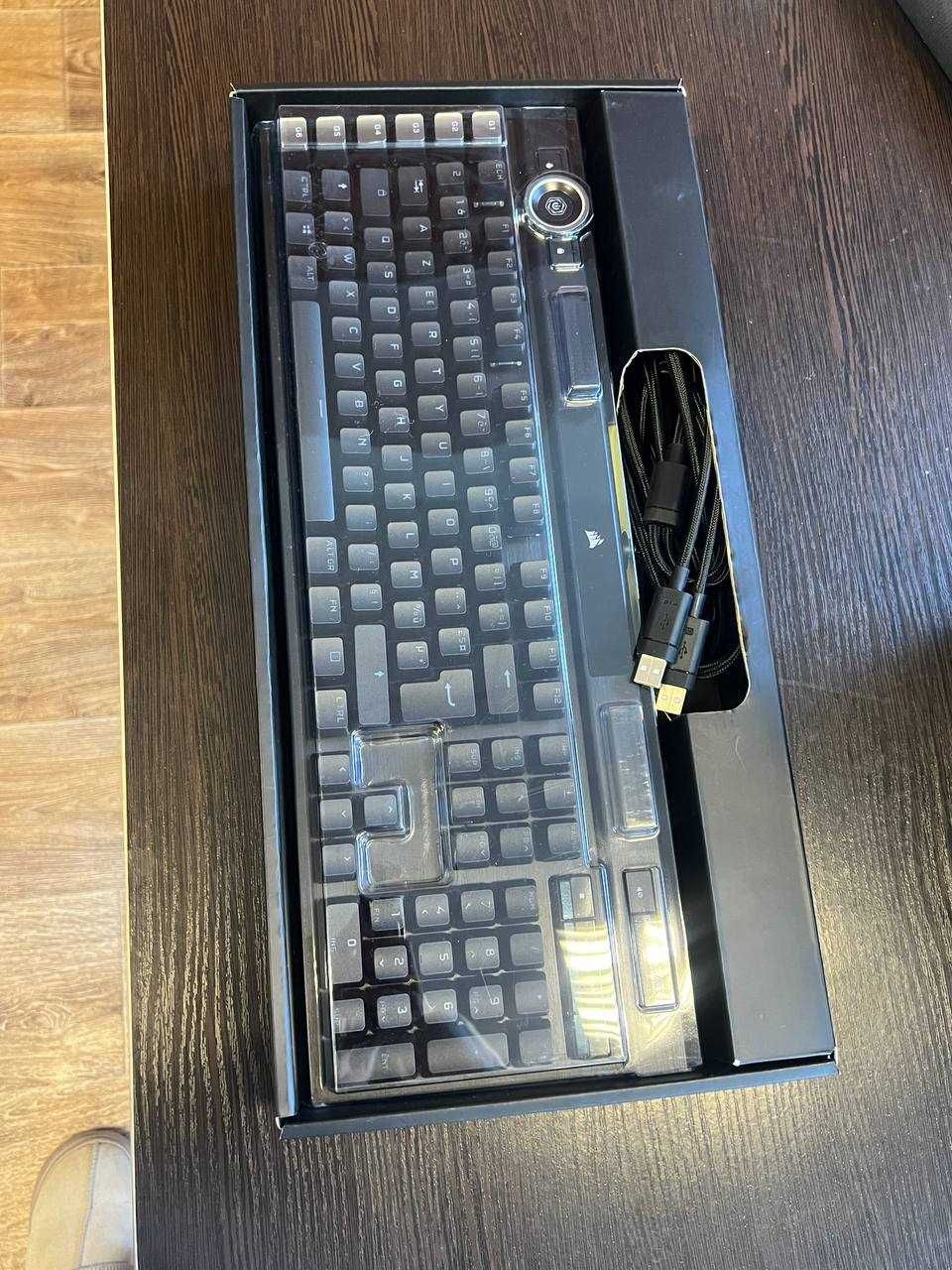 Ігрова клавіатура Corsair K100 RGB Cherry Mx Speed