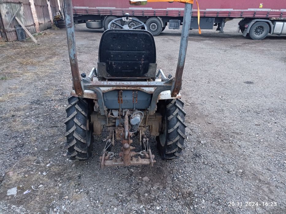 Продам ХТЗ Т-012