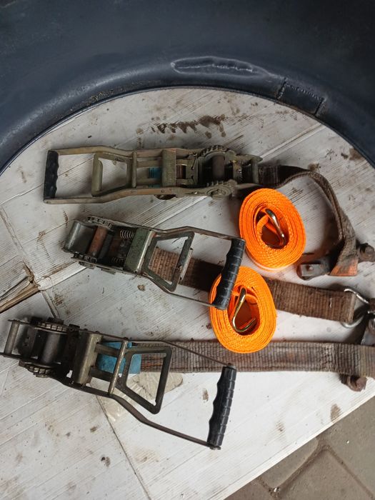 Стяжки, рємєні, гачки