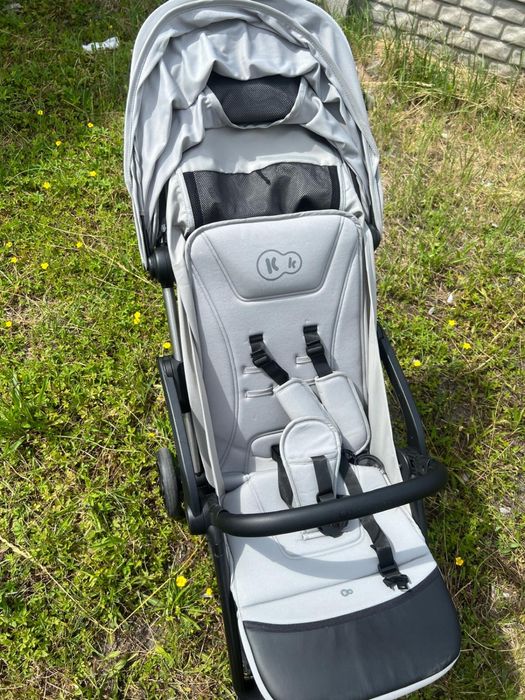 Wózek składany w walizkę Kinderkraft Apino do 22 kg