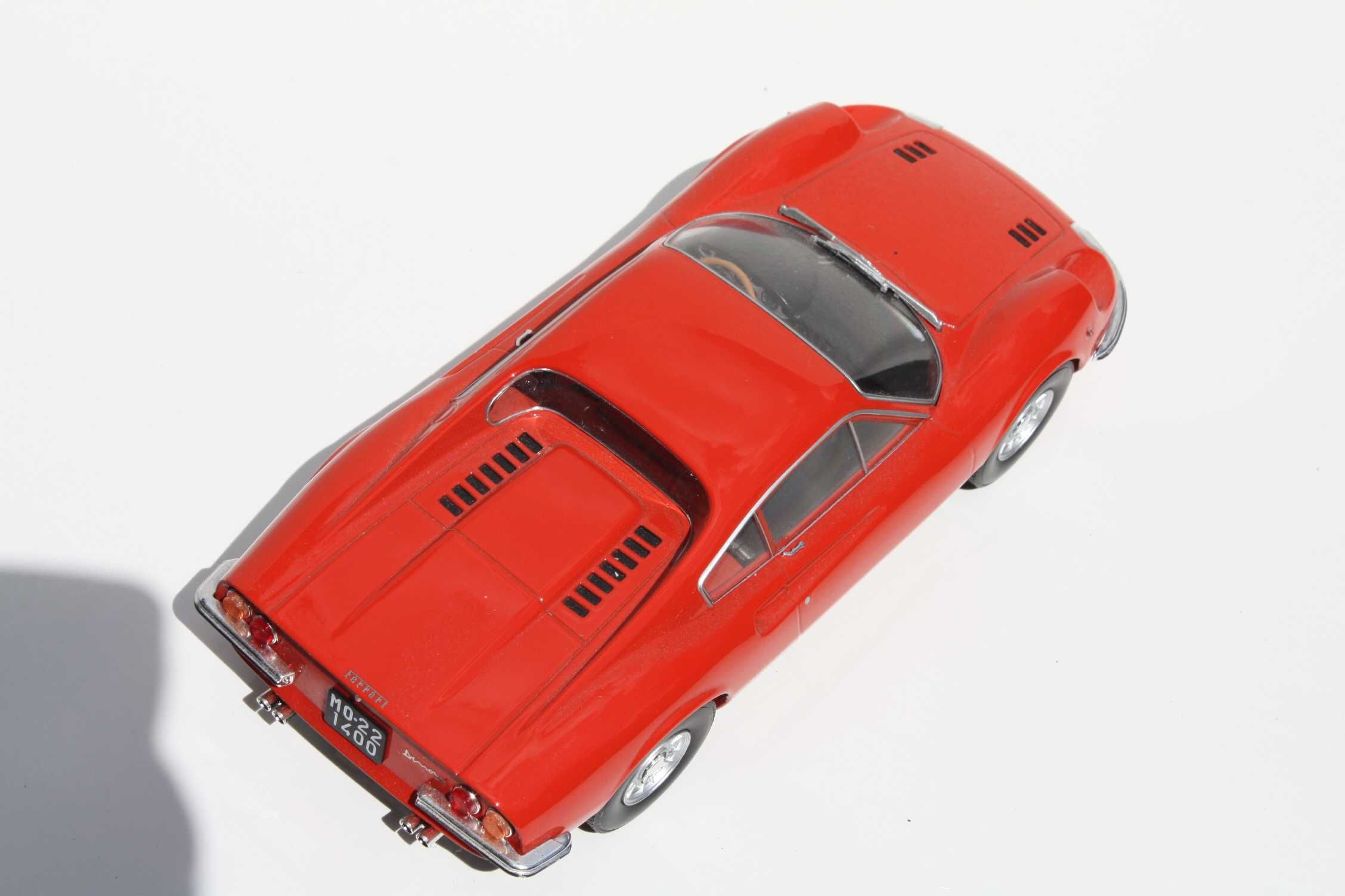 Ferrari Dino 246 Gt (1969) 1:18