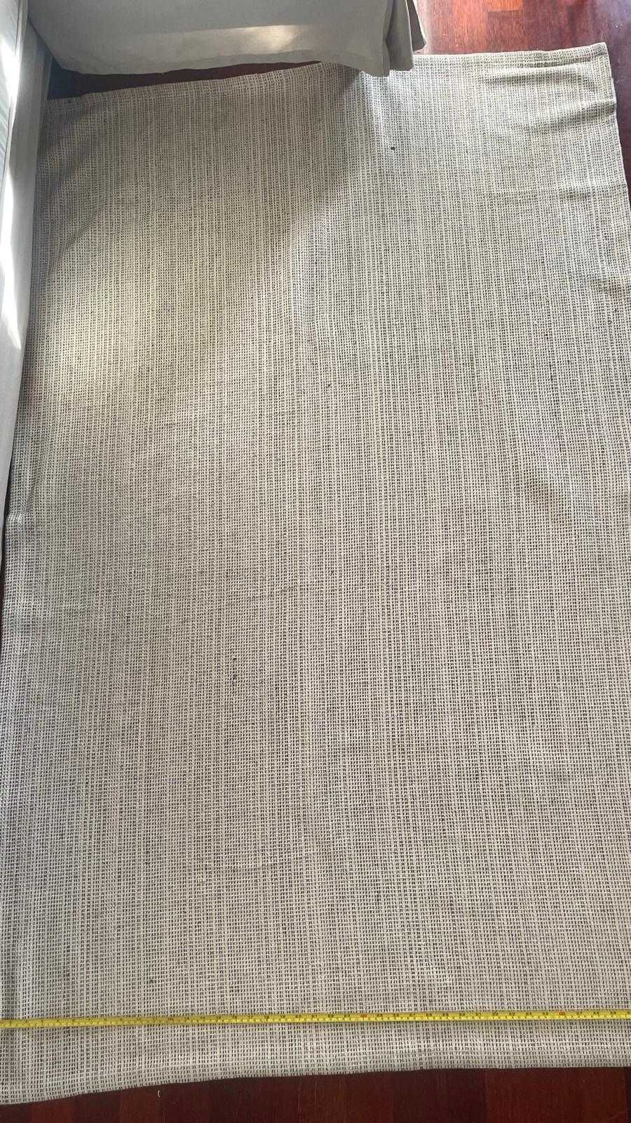 Tapete tecelagem plana, 1,20x1,80 e mesa branca
